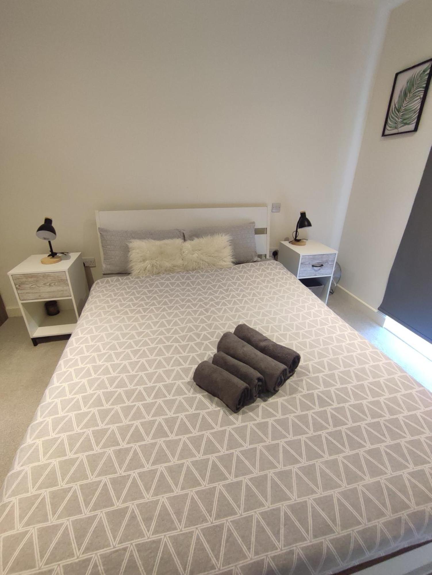 Luxury Riverside Apt With Easy Access To Central London, O2, Excel Centre And Parking Luaran gambar